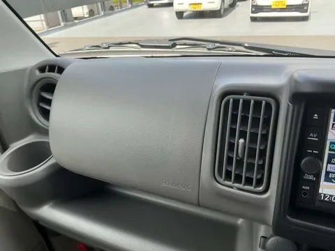 Nissan Clipper