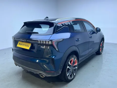 Lynk & Co 06