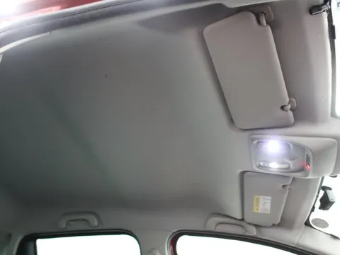 Renault Lutecia