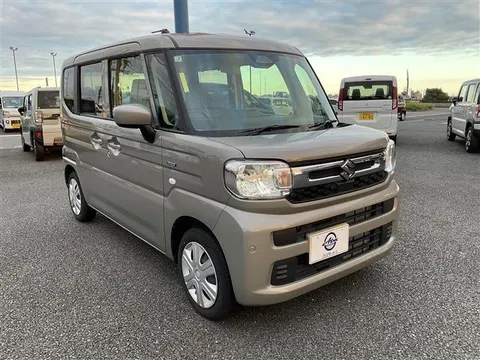 Suzuki Spacia