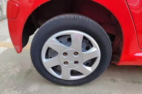 BYD F0