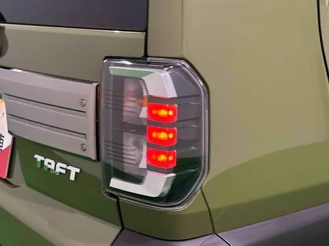 Daihatsu Taft