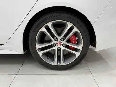 Jaguar XEL