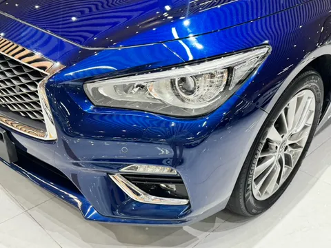Infiniti Q50L