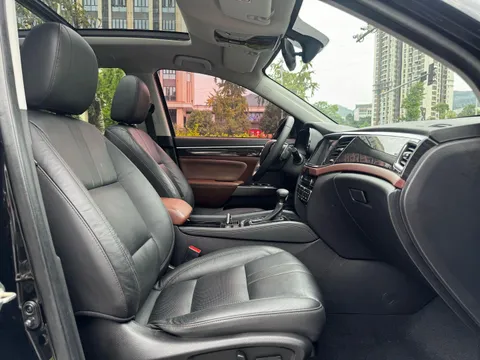 Gac GS8
