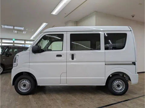 Nissan Clipper