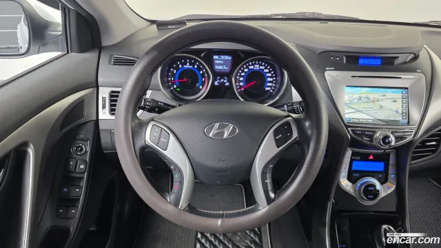 Hyundai Elantra (Avante)