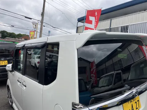 Honda N-BOX Custom