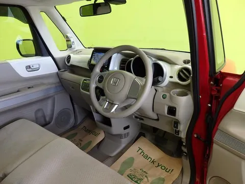 Honda N-BOX Slash
