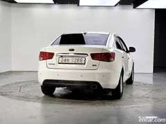 Kia Cerato (Forte)