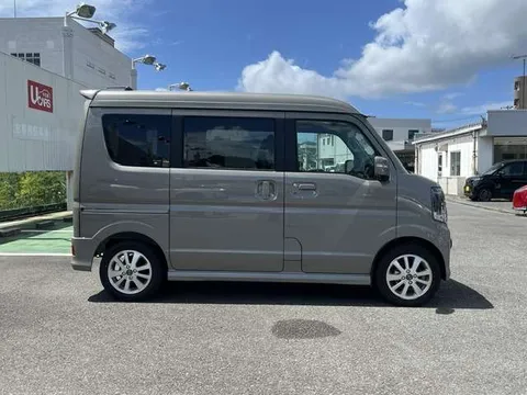 Nissan Clipper Rio