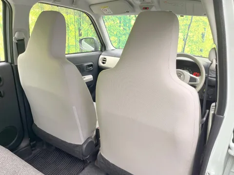 Daihatsu Mira Tocot