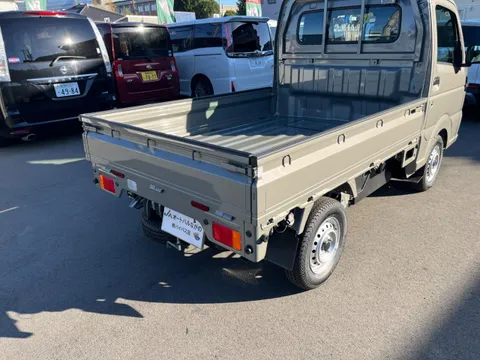 Nissan Clipper Truck