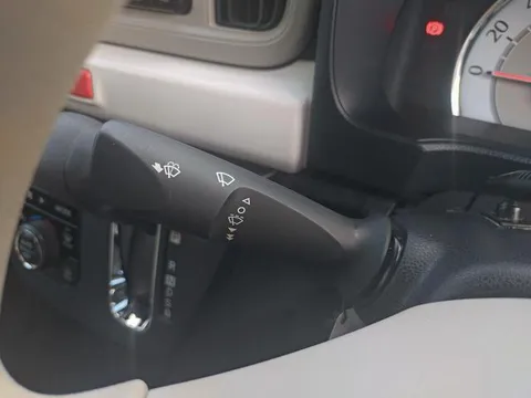 Daihatsu Mira Tocot