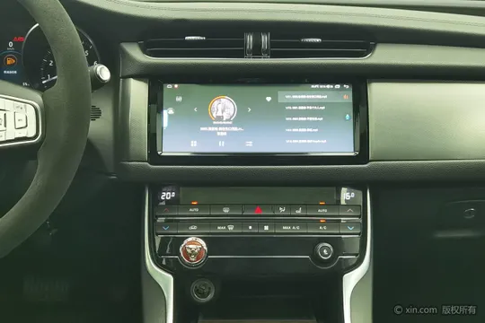 Jaguar XFL