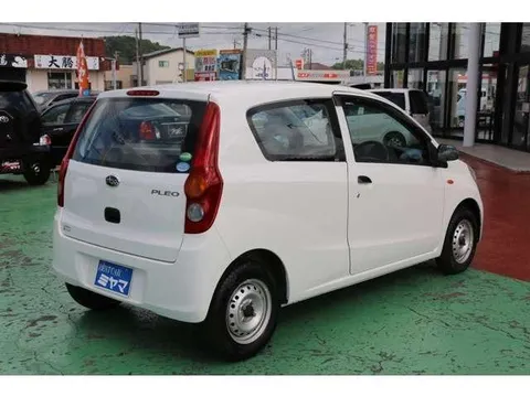 Subaru Pleo