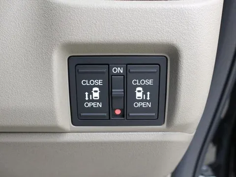 Honda N-BOX Joy