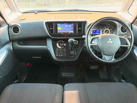 Mitsubishi eK Space