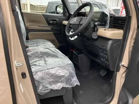 Mitsubishi Delica Mini