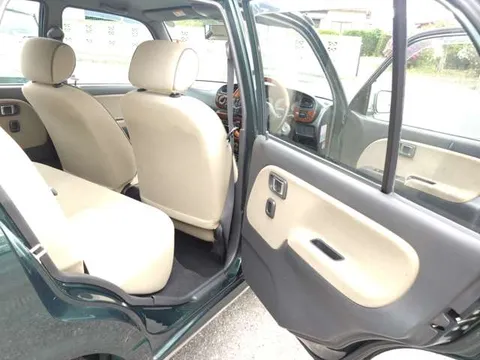 Daihatsu Mira Gino