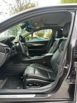 Cadillac ATS-L