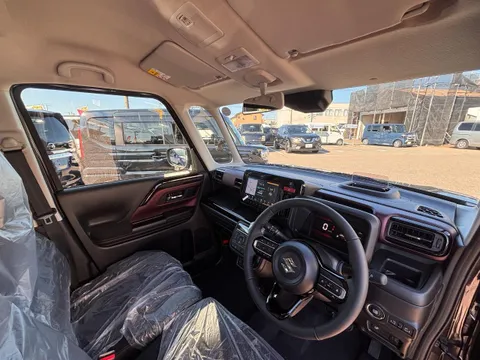 Suzuki Spacia