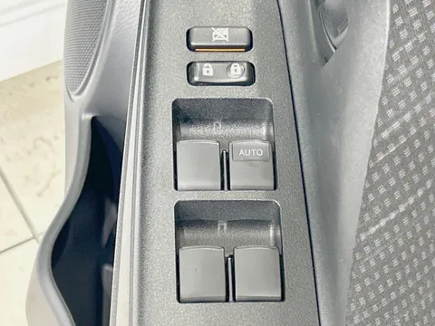 Toyota Yaris (Vitz)