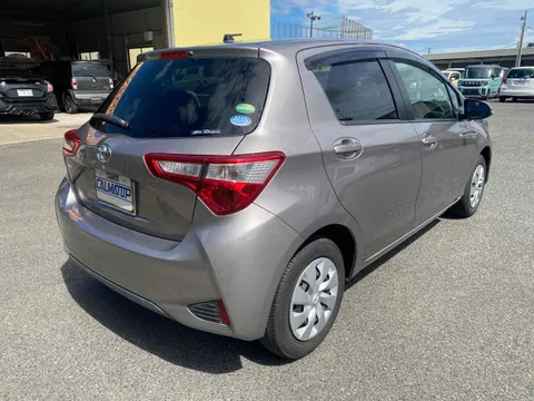 Toyota Yaris (Vitz)