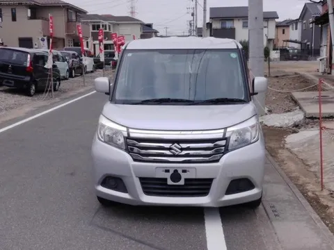 Suzuki Solio