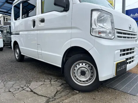 Nissan Clipper