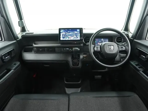 Honda N-BOX Custom