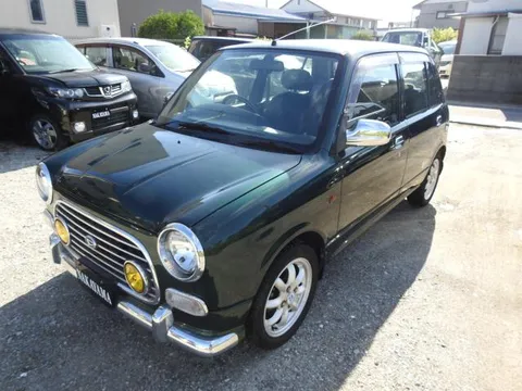 Daihatsu Mira Gino