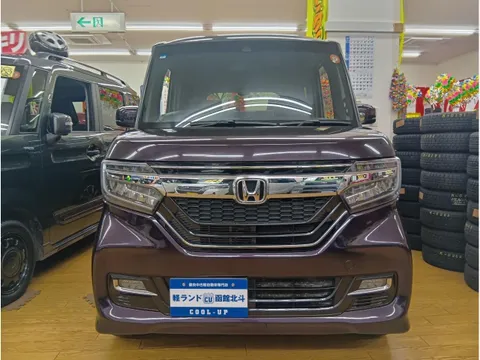 Honda N-BOX Custom