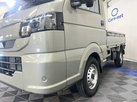 Nissan Clipper Truck