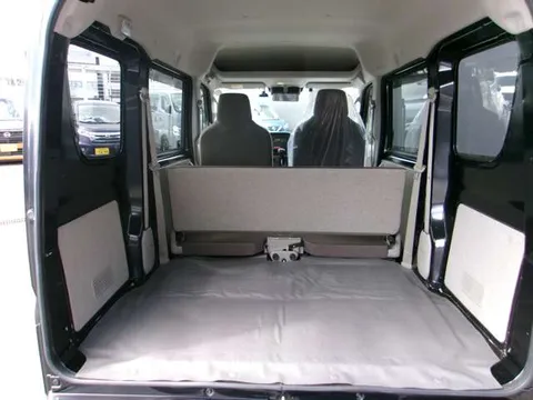Nissan Clipper