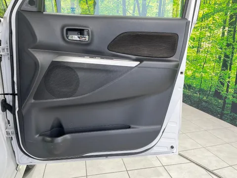 Mitsubishi eK Space Custom