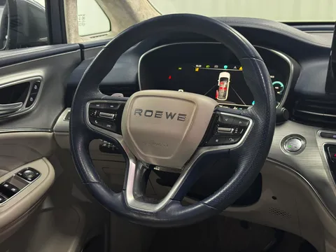 Roewe iMAX8
