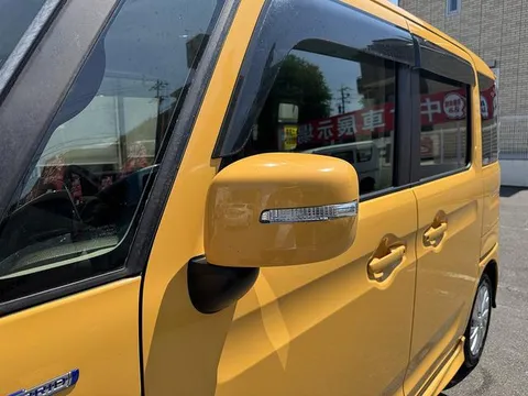 Suzuki Spacia Custom