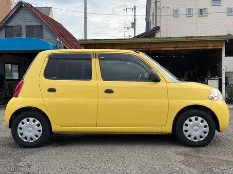 Daihatsu Esse
