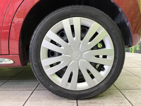 Toyota Pixis Joy