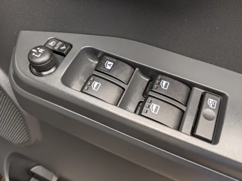 Toyota Pixis Mega