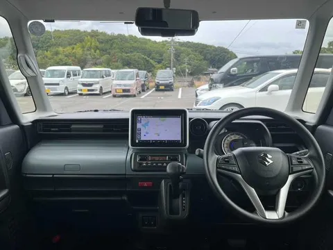 Suzuki Spacia Base