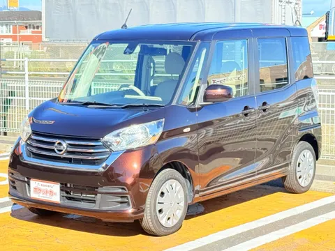 Nissan Dayz Roox