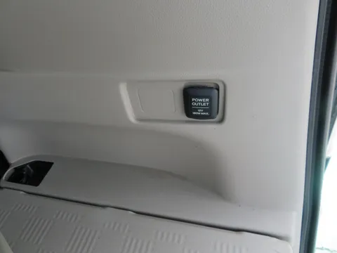 Honda N-BOX Plus
