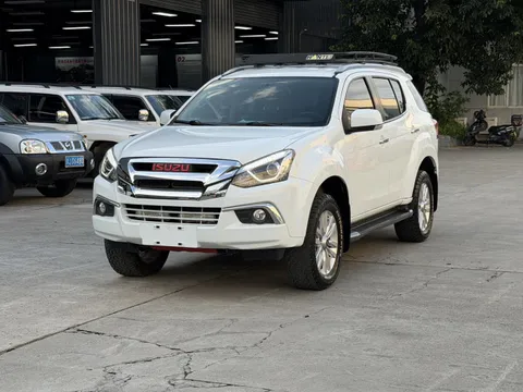 Isuzu mu-X