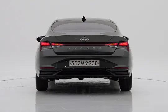 Hyundai Elantra (Avante)