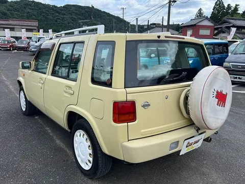 Nissan Rasheen