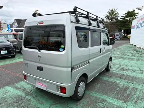 Nissan Clipper