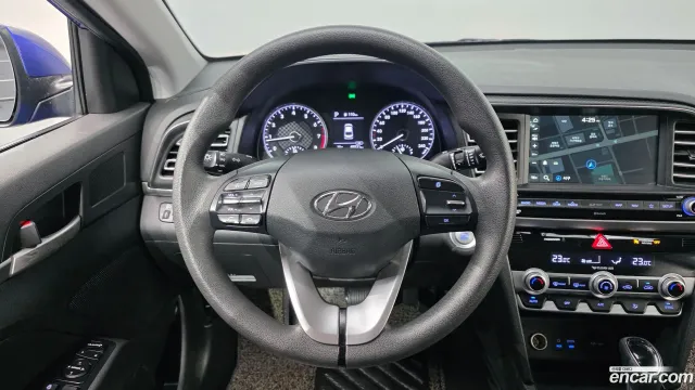 Hyundai Elantra (Avante)