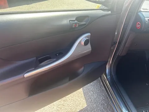 Toyota iQ